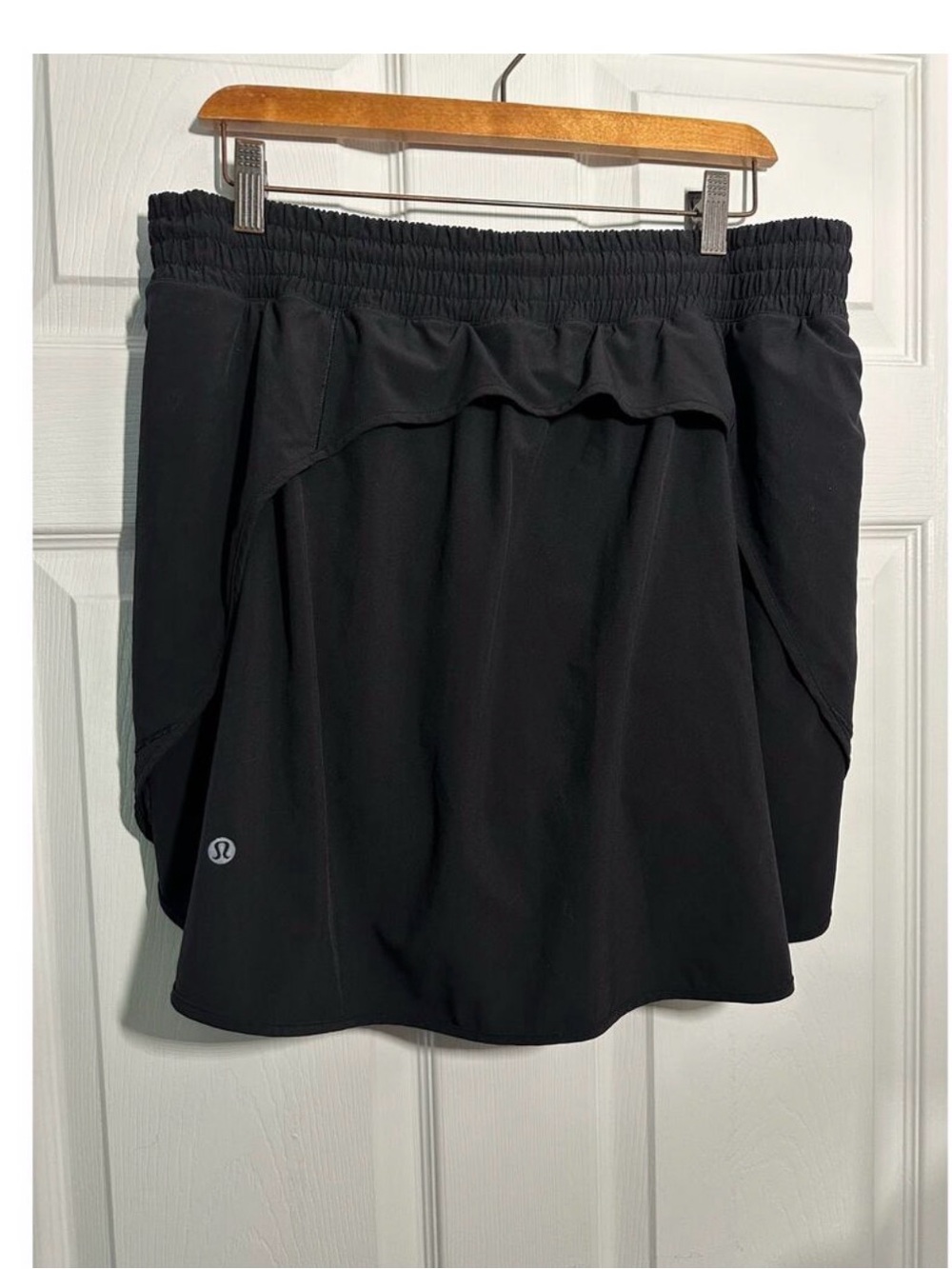 Lululemon Athletica Hotty Hot high rise skirt - long - black size 14 - Picture 7 of 7